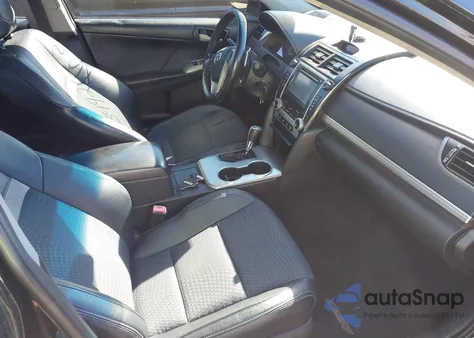 2012 Toyota Camry Se z USA, uszkodzony, nr VIN 4T1BF1FK6CU148975